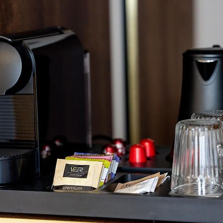 Sleep&Fly Okecie Warsaw Airport B&B 외부 사진