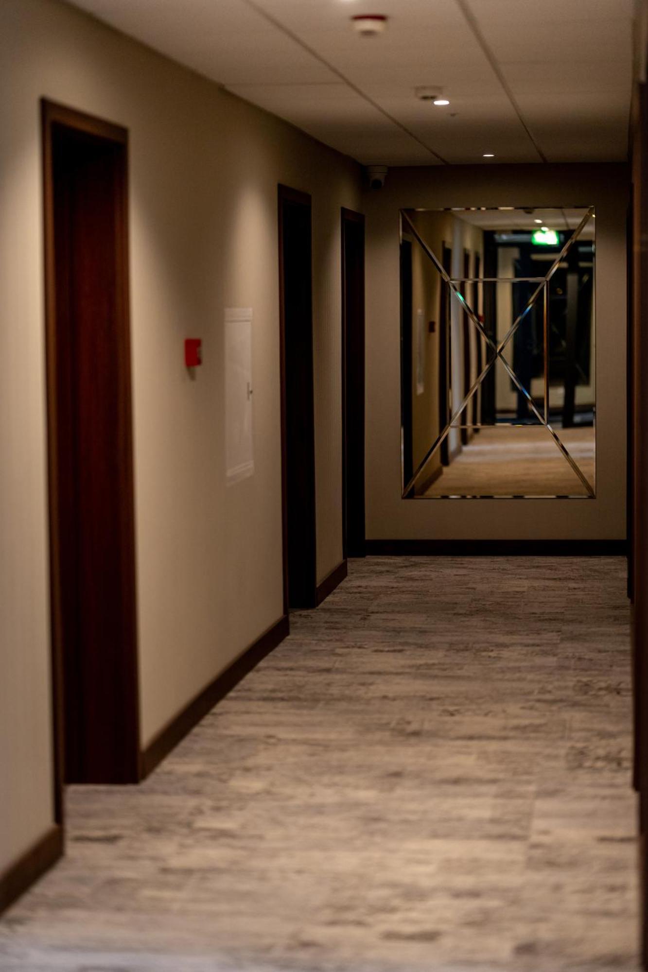 Sleep&Fly Okecie Warsaw Airport B&B 외부 사진