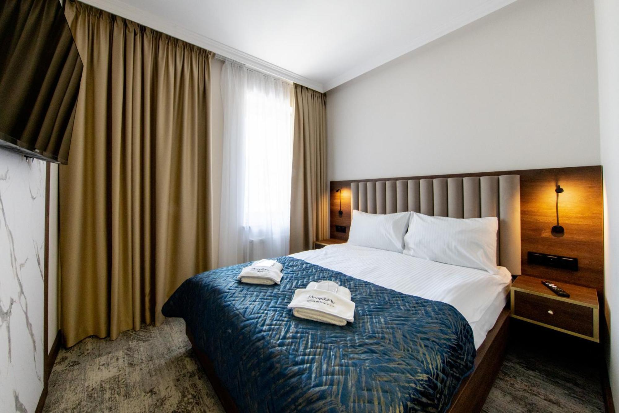 Sleep&Fly Okecie Warsaw Airport B&B 외부 사진