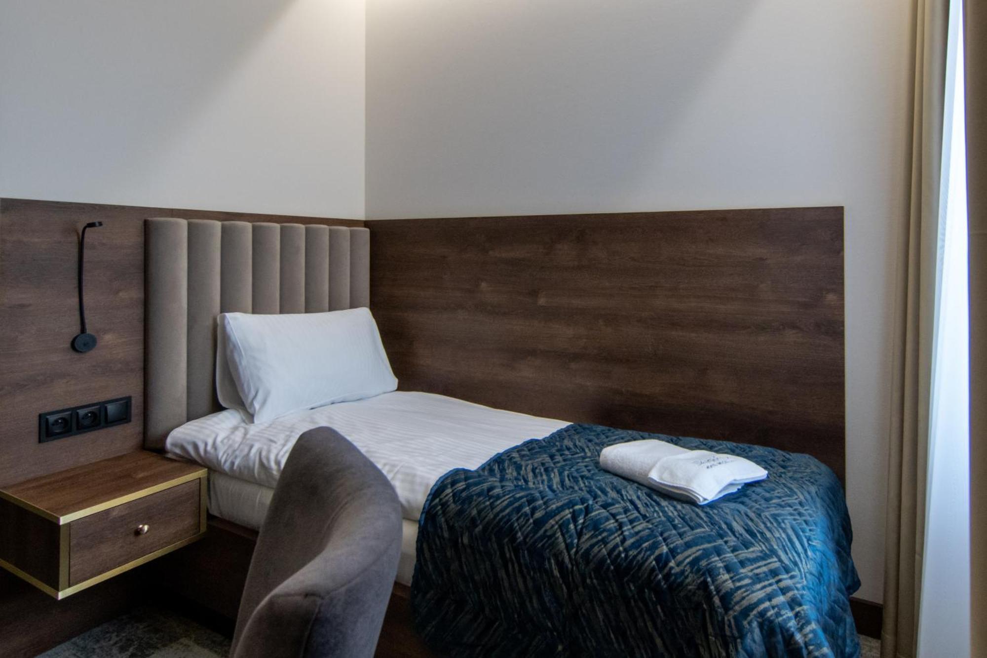 Sleep&Fly Okecie Warsaw Airport B&B 외부 사진